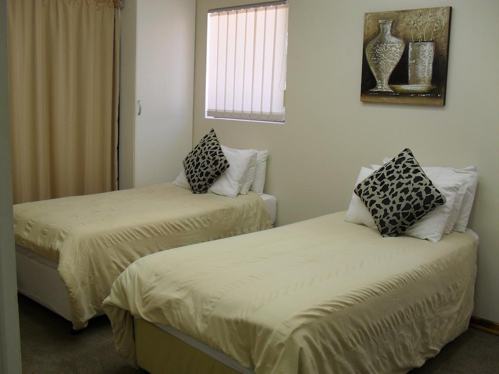Umhlanga Rocks 8 Royal Palm B&B الغرفة الصورة