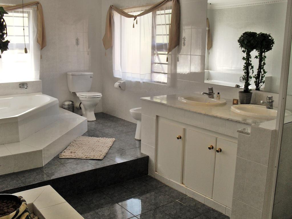 Umhlanga Rocks 8 Royal Palm B&B الغرفة الصورة